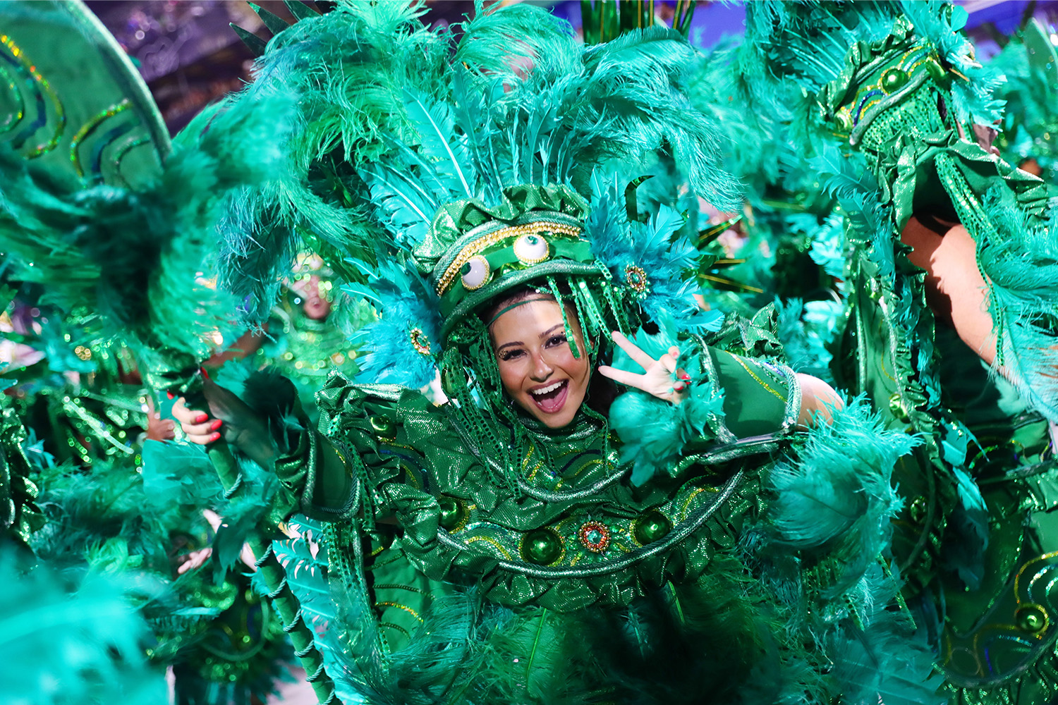 Tíz fotó bizonyítja, hogy a riói karneválnál nincs színesebb esemény a világon