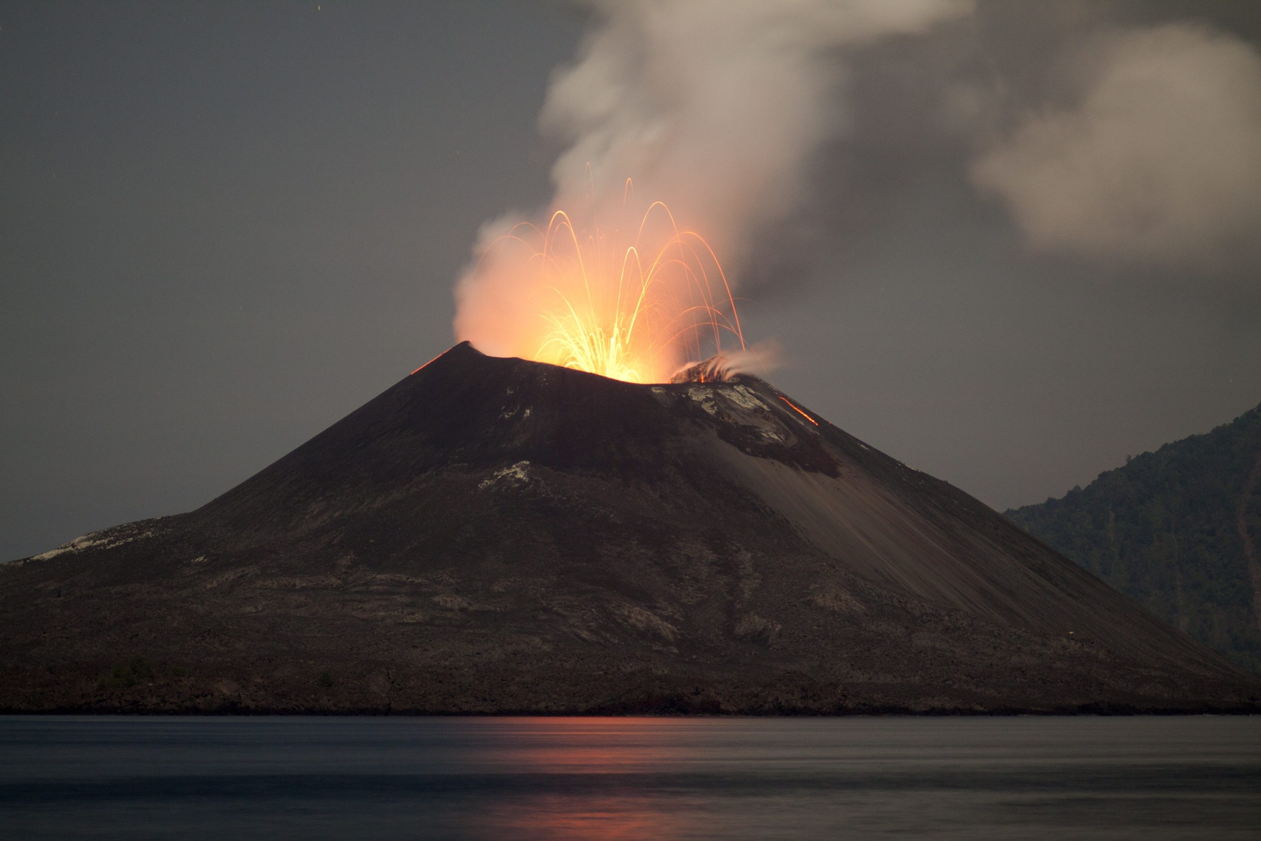 A Krakatoa egy 2011-es kitörésnél