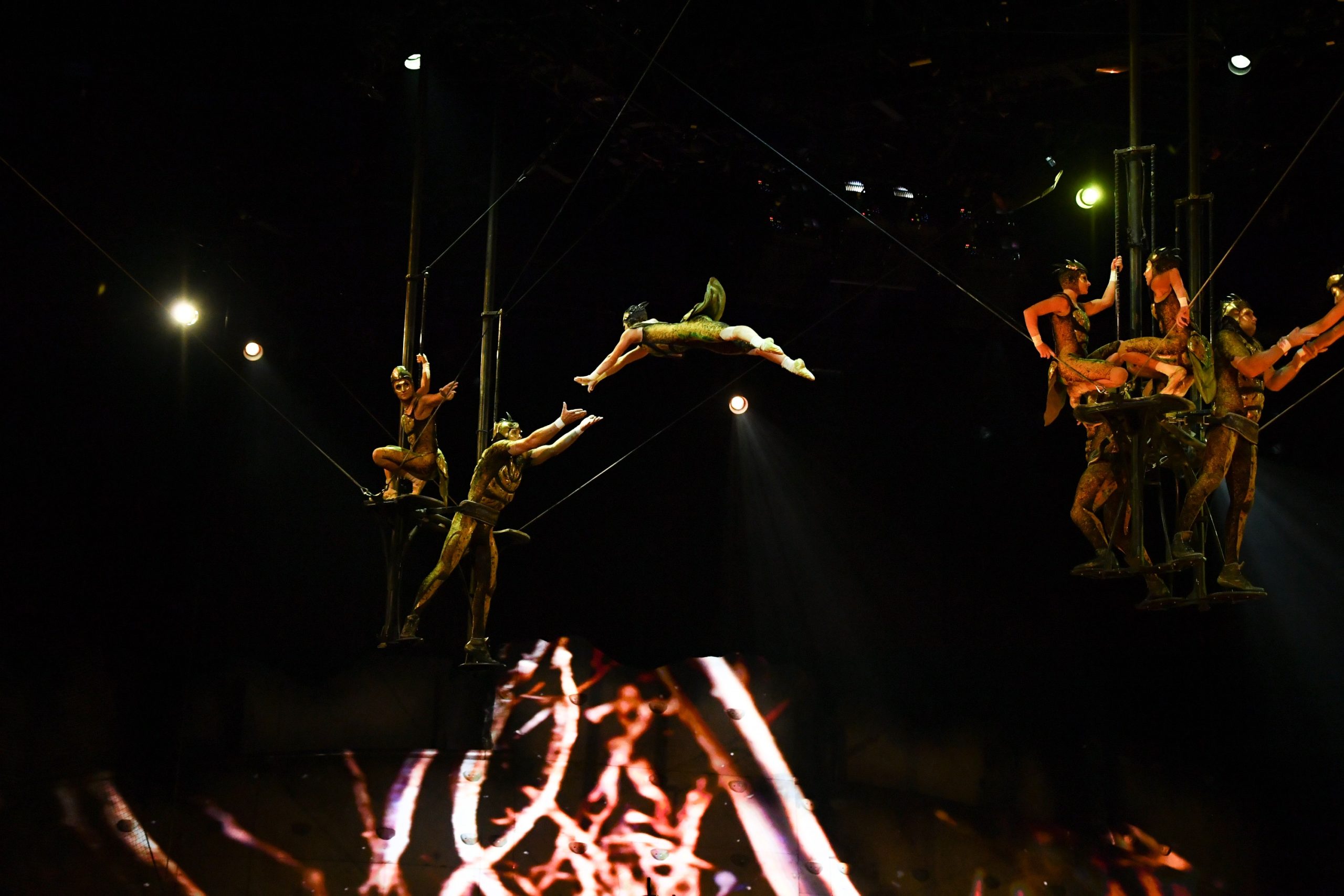 Magyar artistapárral érkezik Budapestre a Cirque du Soleil