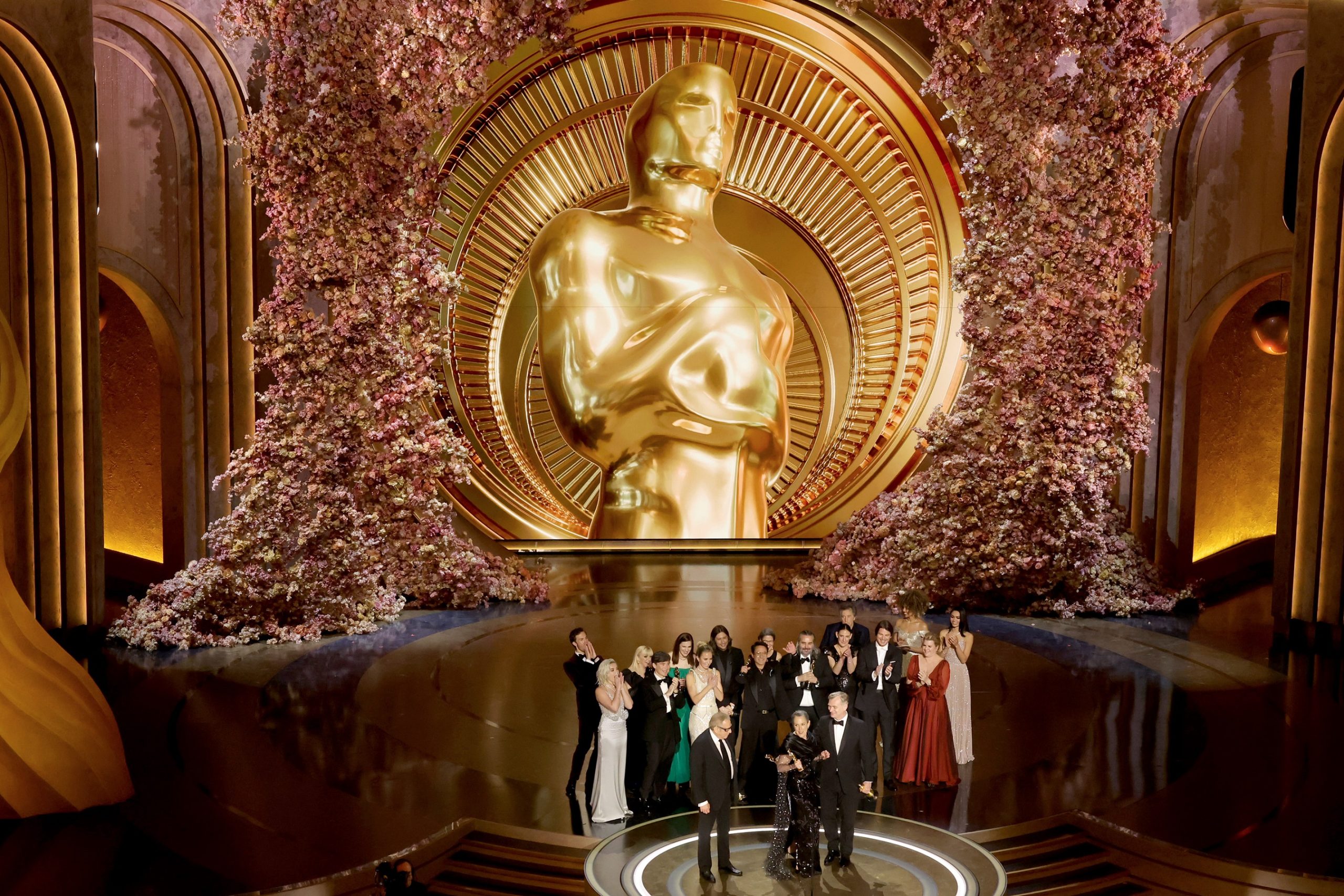A legjobb filmért járó szobrot is megkapta az Oppenheimer a 96. Oscar-gálán (Kép: Kevin Winter/Getty Images)