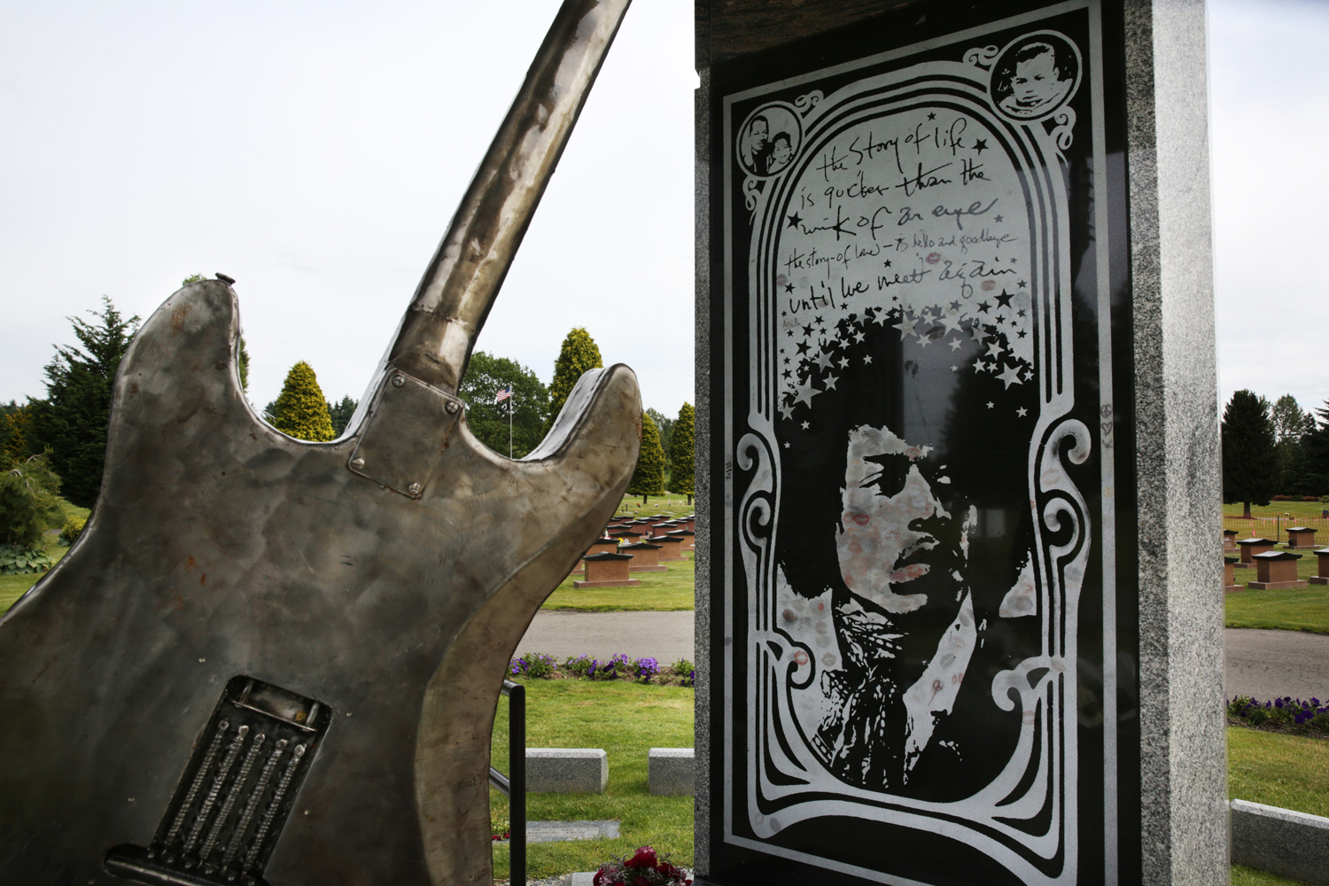 Jimi Hendrix síremléke a rentoni Greenwood temetőben 8Kép: Getty Images)