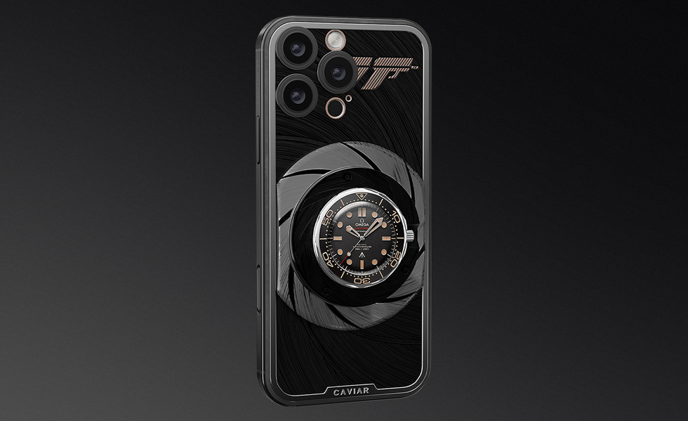 James Bond órájával bővítették az iPhone-t