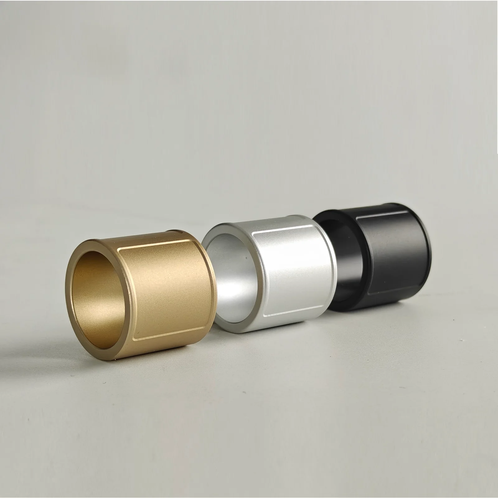 Meg sem jelent, de máris bombasiker ez a gyűrű