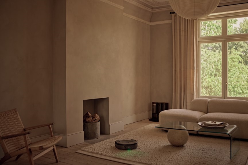 Sz&oacute; szerint tiszt&aacute;ra nyalja a padl&oacute;t ez a robotporsz&iacute;v&oacute;